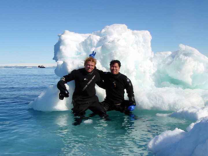 Photo of Kevin Lee and Friend Arctic Diving