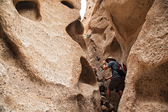 Kasey at Hole in the Wall, Mojave