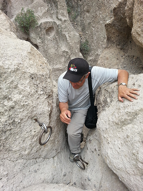 Hole in The Wall Rings